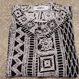 Notpave Black and White Geometric Men's Casual Button Down Shirt